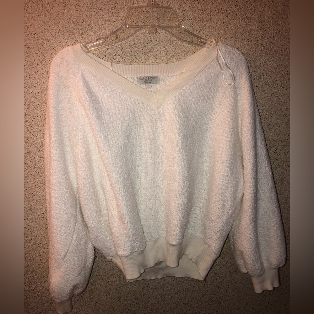 White seater Medium
